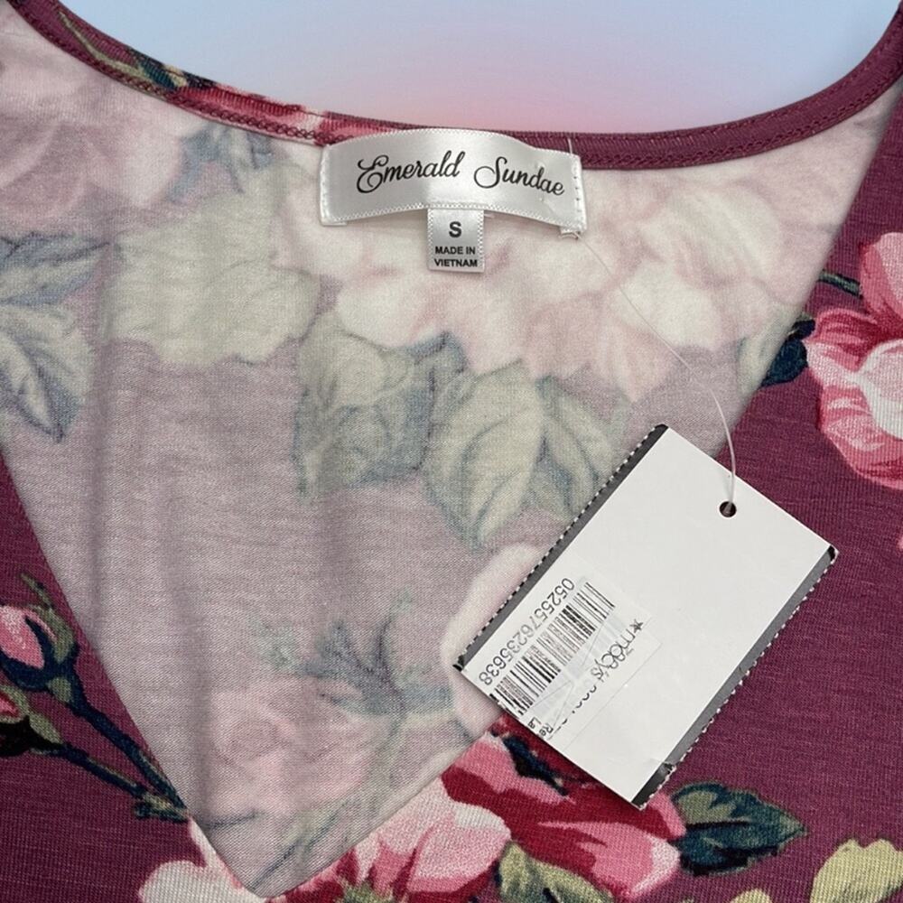 EMERALD SUNDAE Women’s Small Floral Dress 🌟 - Picture 4 of 7